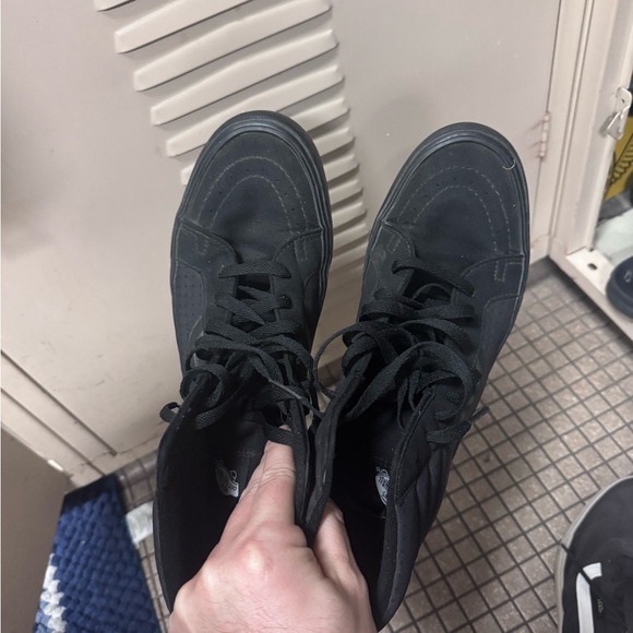 Vans Men's Black High-Top Sneakers - Picture 2 of 3